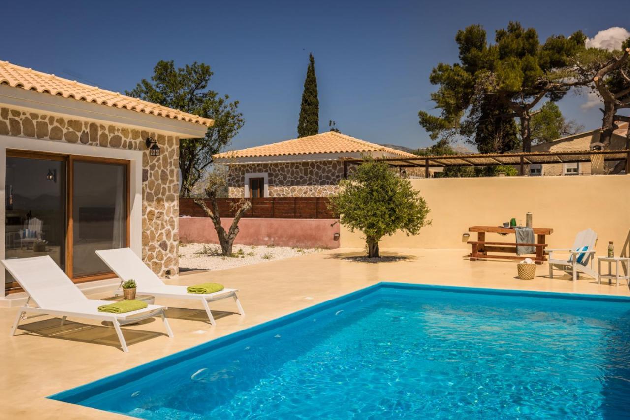 Akrolithos Villas Kouvalata Екстериор снимка