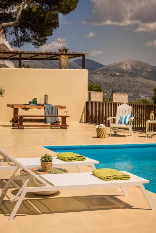 Akrolithos Villas Kouvalata Екстериор снимка